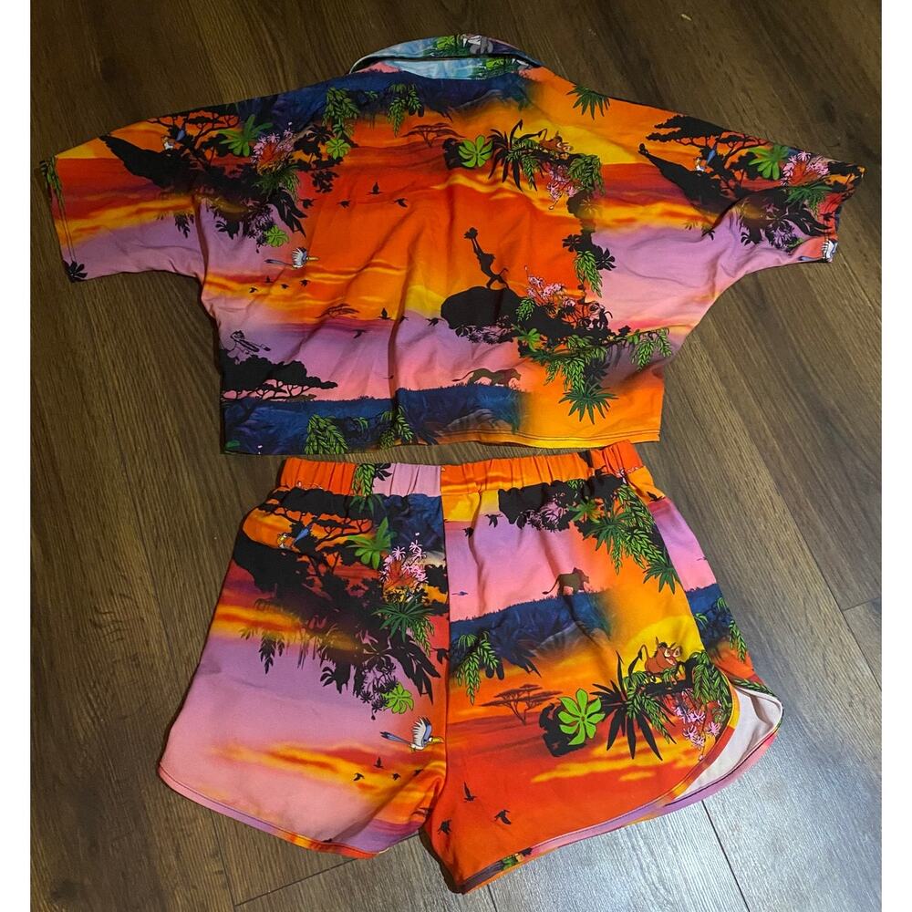 EUC ASOS x Disney Lion King Tropical 2-piece outfit Size 6 top, Size 8 bottom - Picture 7 of 12